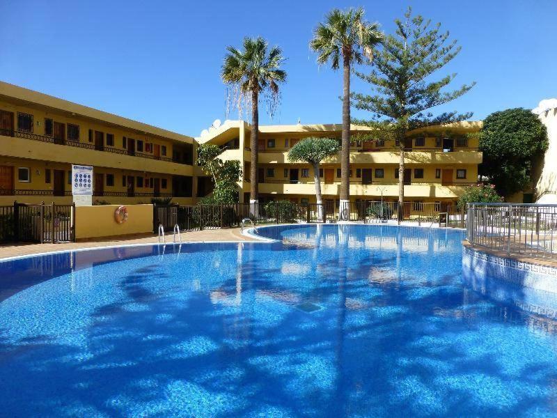 Torres Del Sol Apartment